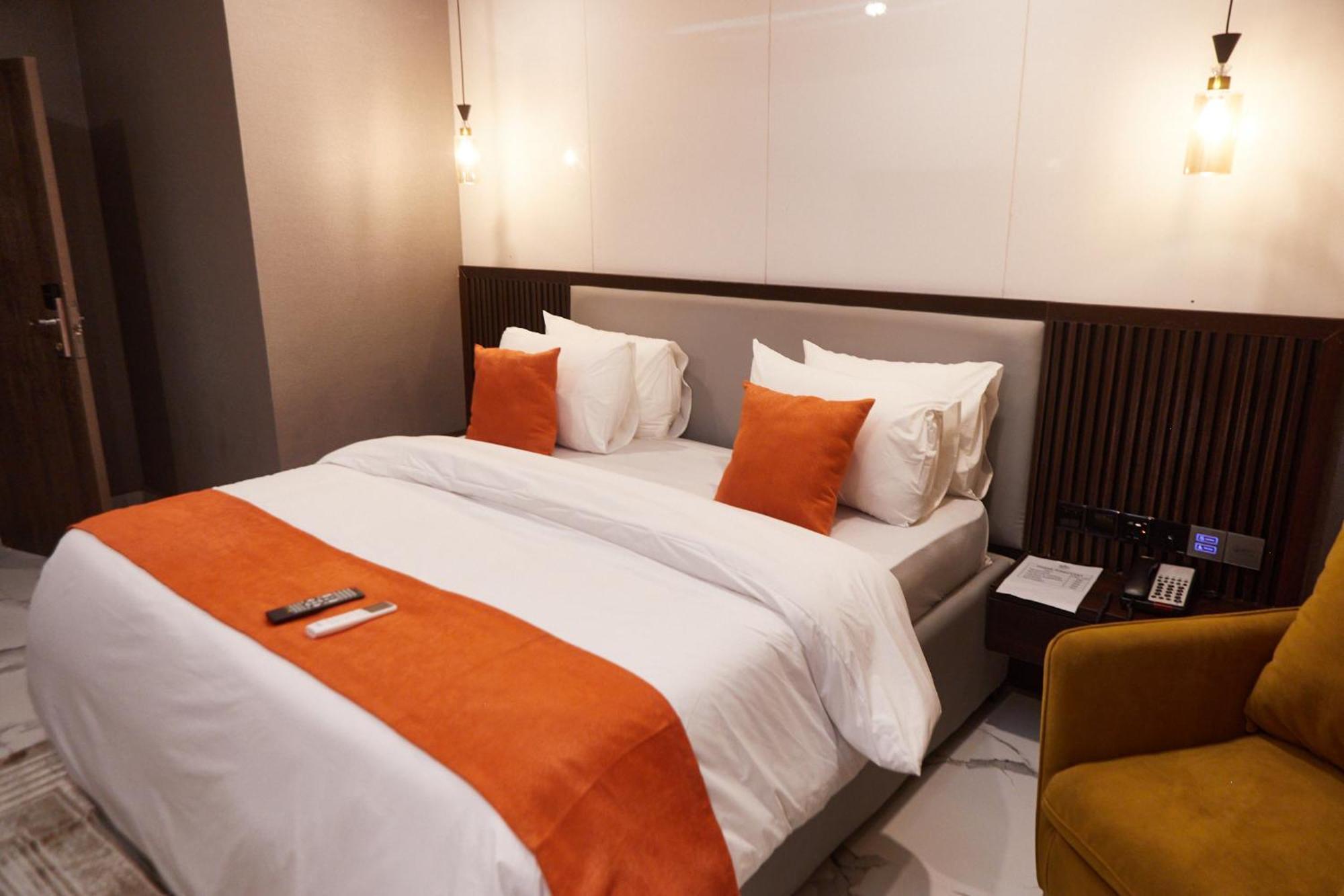 Bon Hotel Nest Garki II Абуджа Экстерьер фото
