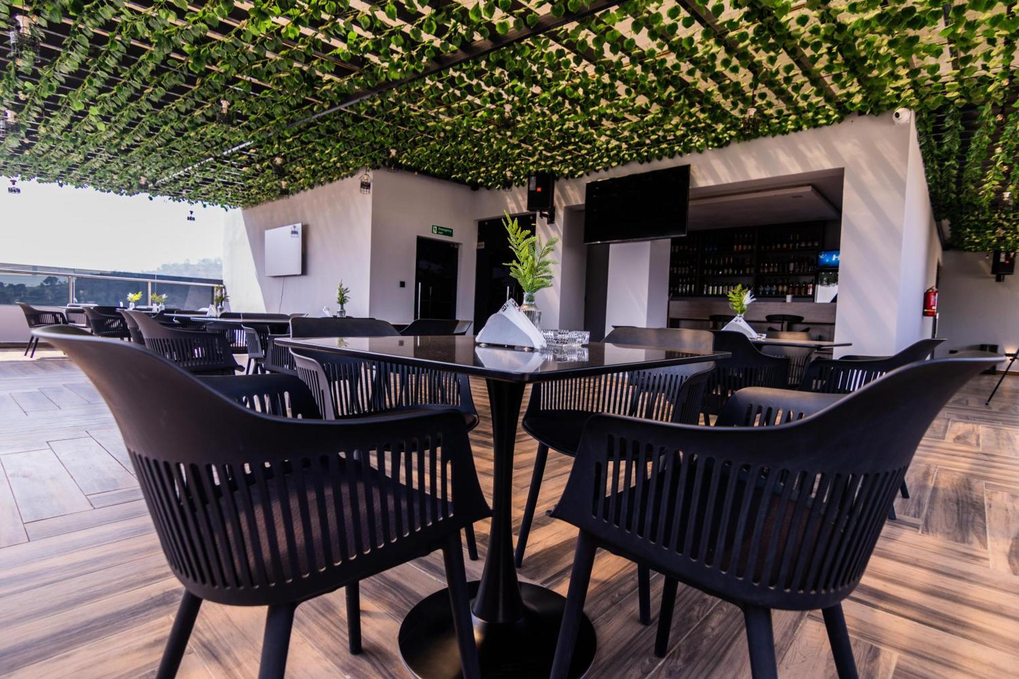 Bon Hotel Nest Garki II Абуджа Экстерьер фото